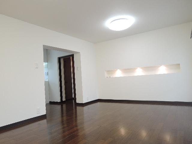Living. Renovation already