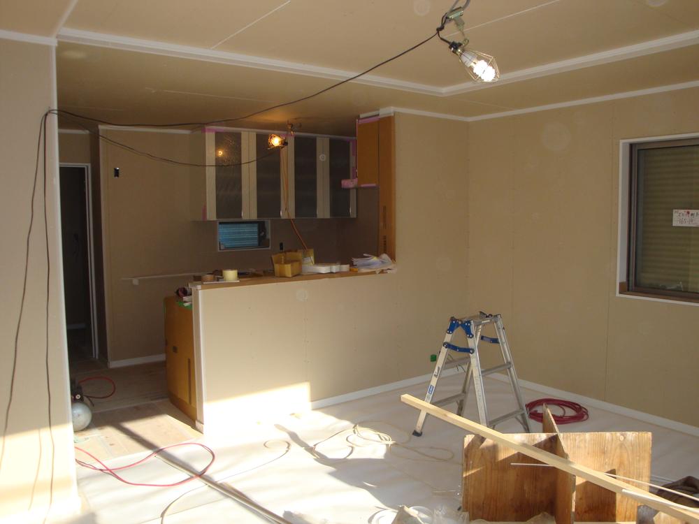 Living. Current Status (December 1, 2013) Shooting