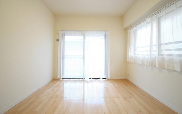Non-living room