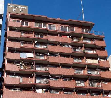 Local appearance photo. Appearance "target dwelling unit is the top floor" March 2012 shooting