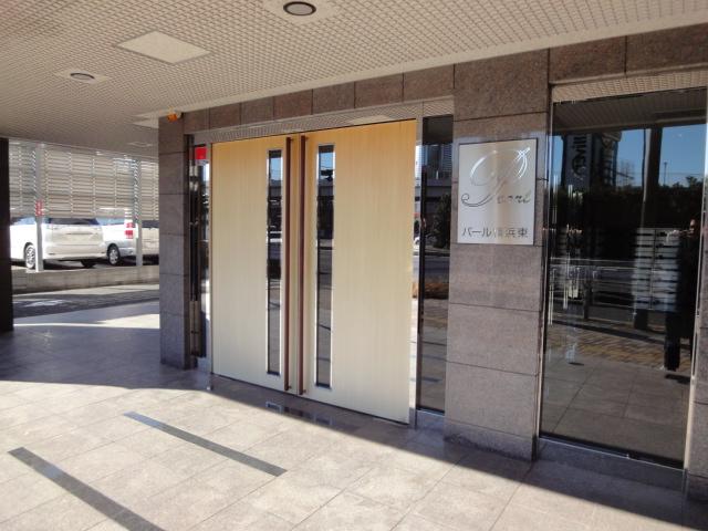 Entrance. Common areas