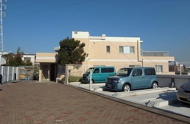 Local appearance photo. Heisei built is 13 years.