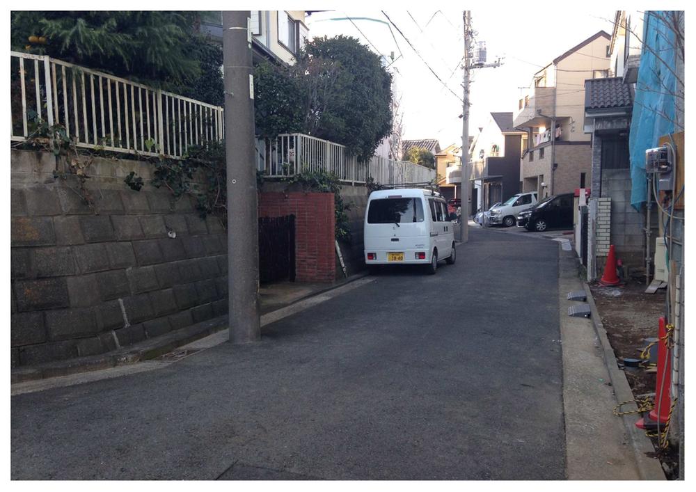 Local photos, including front road. Local (12 May 2013) Shooting