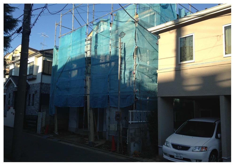 Local appearance photo. Local (12 May 2013) Shooting