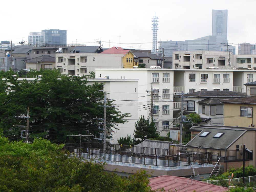 View photos from the dwelling unit. View from the site (July 2013) Shooting