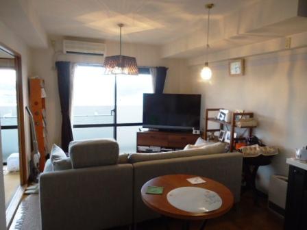 Living. It depends on the living room with views of Mount Fuji (weather ・ 2013 September) shooting