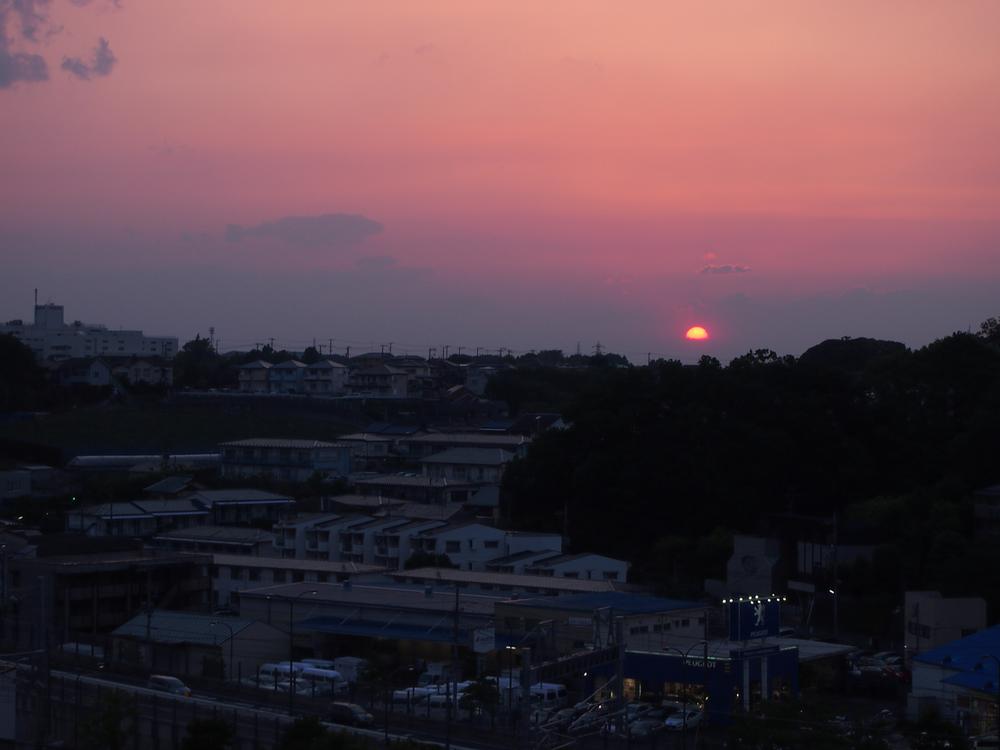 View photos from the dwelling unit. View from local (September 2013) Shooting