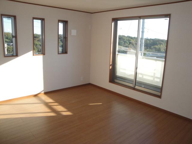 Living.  [1 Building] Indoor (11 May 2013) Shooting