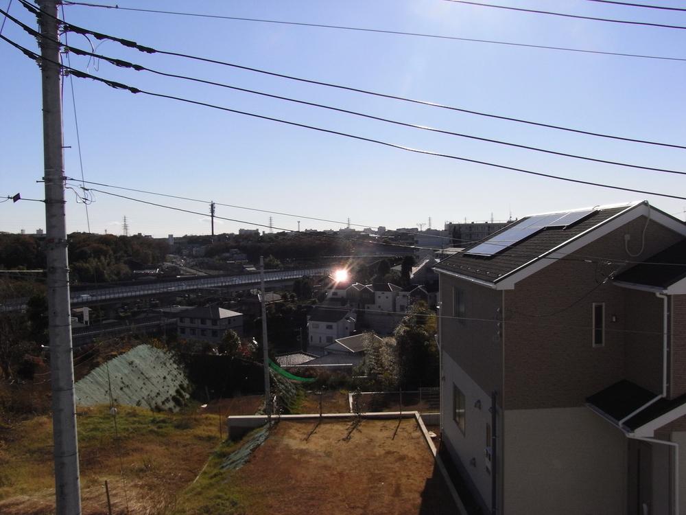 View photos from the dwelling unit. 1 Building Local (November 29, 2013) Shooting