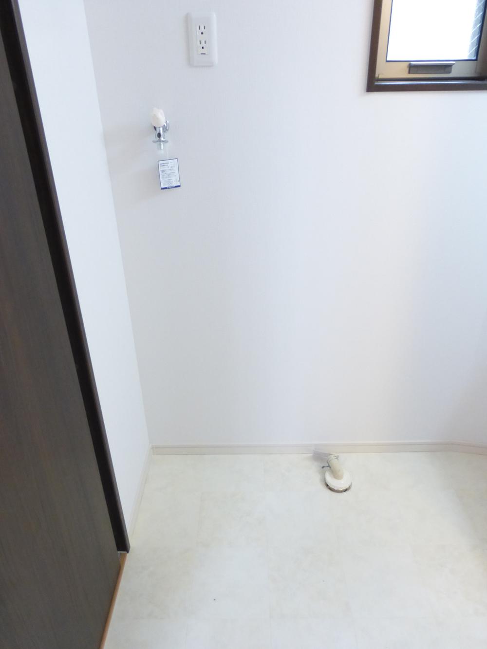 Other introspection. Indoor Laundry Storage (November 25, 2013) Shooting