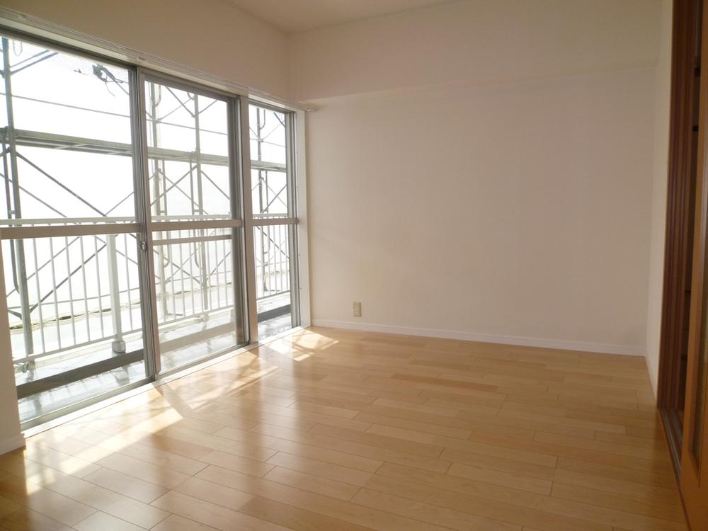 Non-living room. Interior (October 6, 2013) Shooting