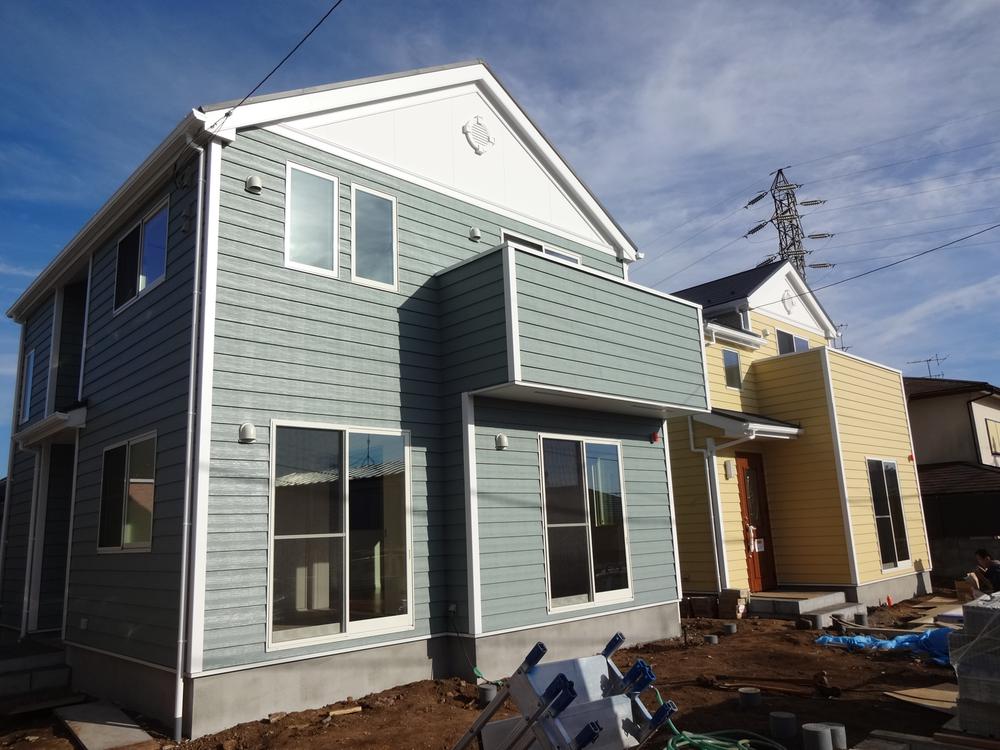 Local appearance photo. Local (12 May 2013) Shooting