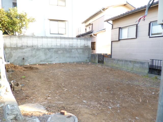 Local appearance photo. Local (12 May 2013) Shooting