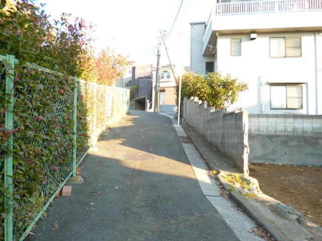 Local photos, including front road. Local (12 May 2013) Shooting