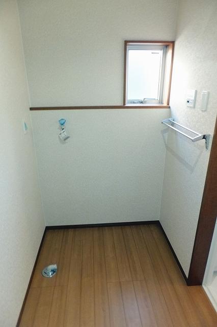 Other introspection. 1 Building Laundry Area (December 2, 2013) Shooting