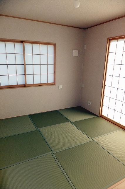 Non-living room. 1 Building Japanese-style room (December 2, 2013) Shooting