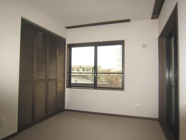 Non-living room