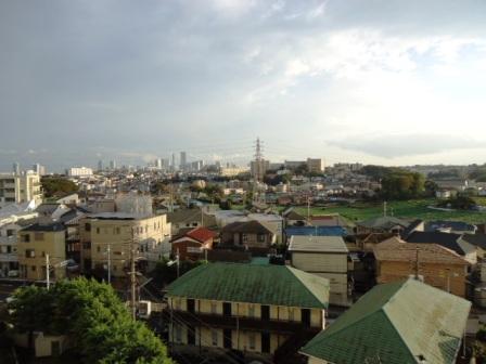 View photos from the dwelling unit. View from the site (November 2013) Shooting
