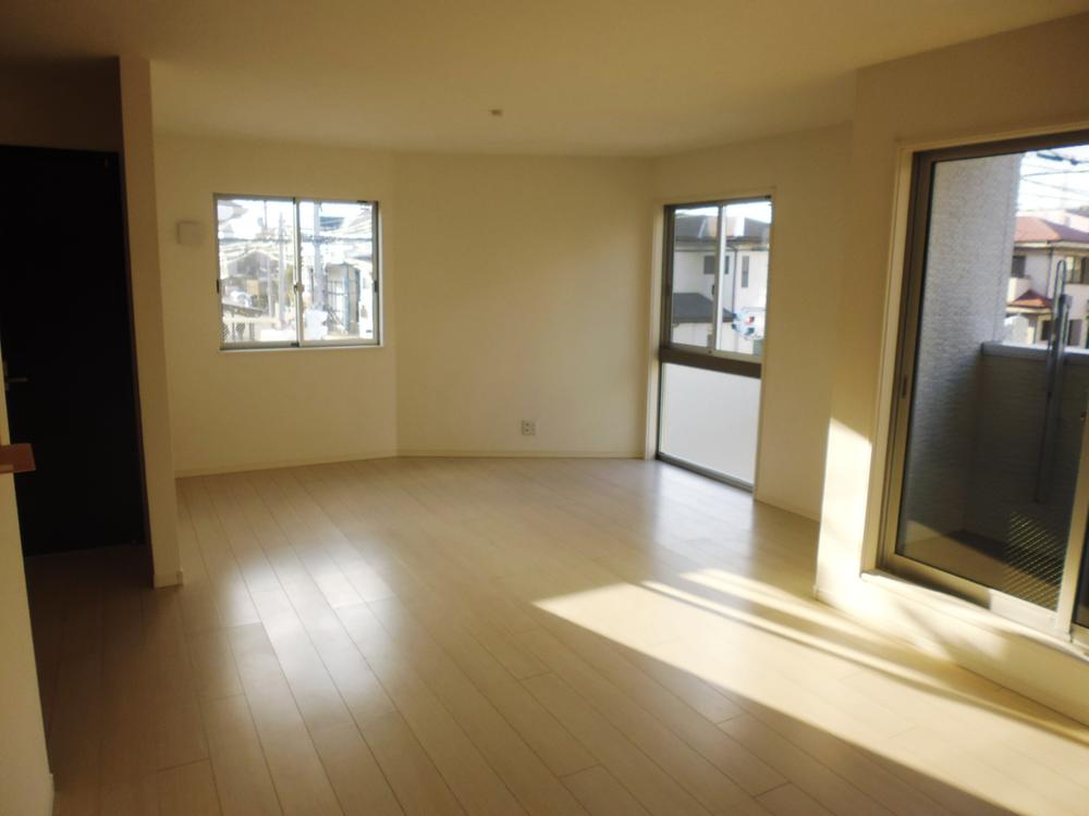 Living. Spacious 19.3 Pledge of LDK