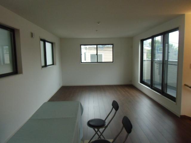 Living. Indoor (11 May 2013) Shooting