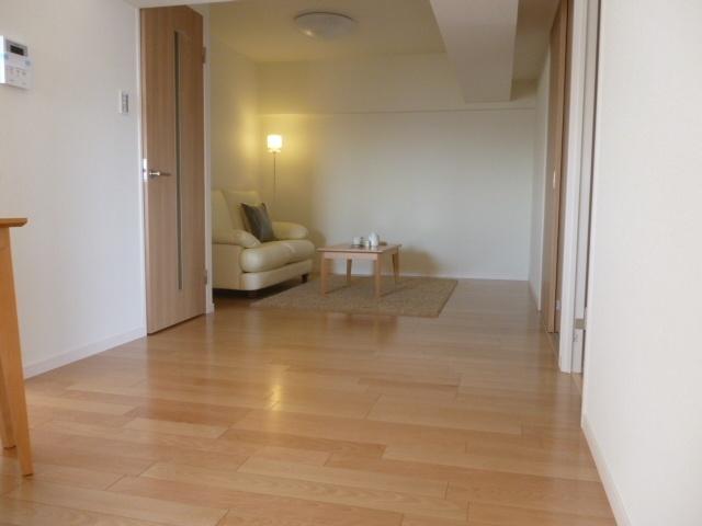 Living. 17.4 Pledge of spacious living