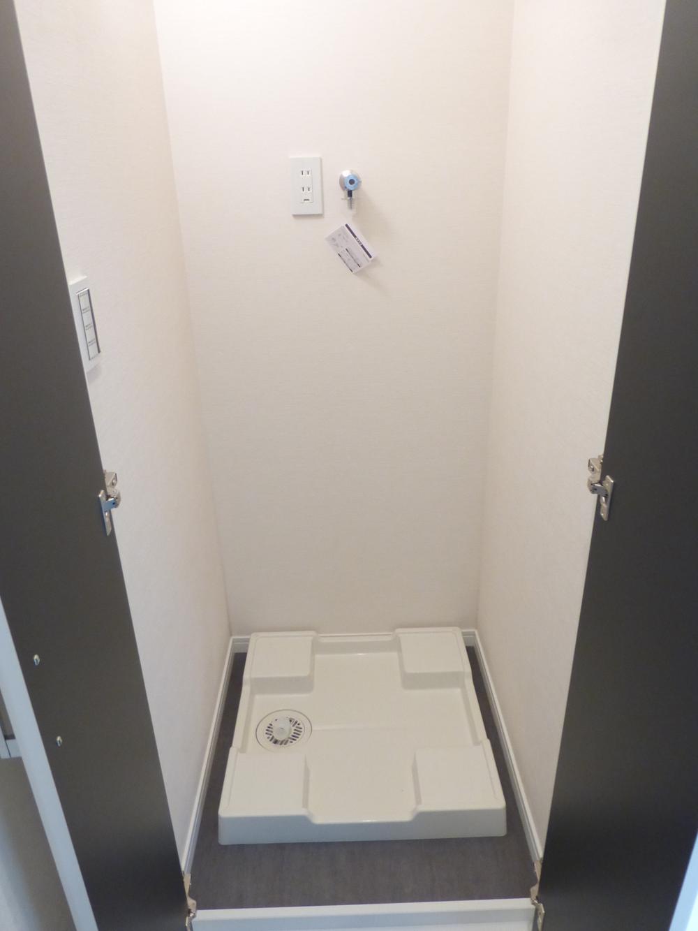 Other introspection. Indoor Laundry Storage (September 24, 2013) Shooting