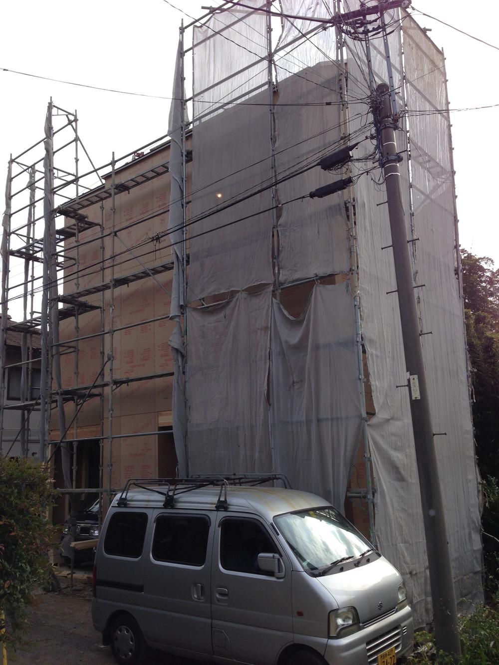 Local appearance photo. Local (12 May 2013) Shooting