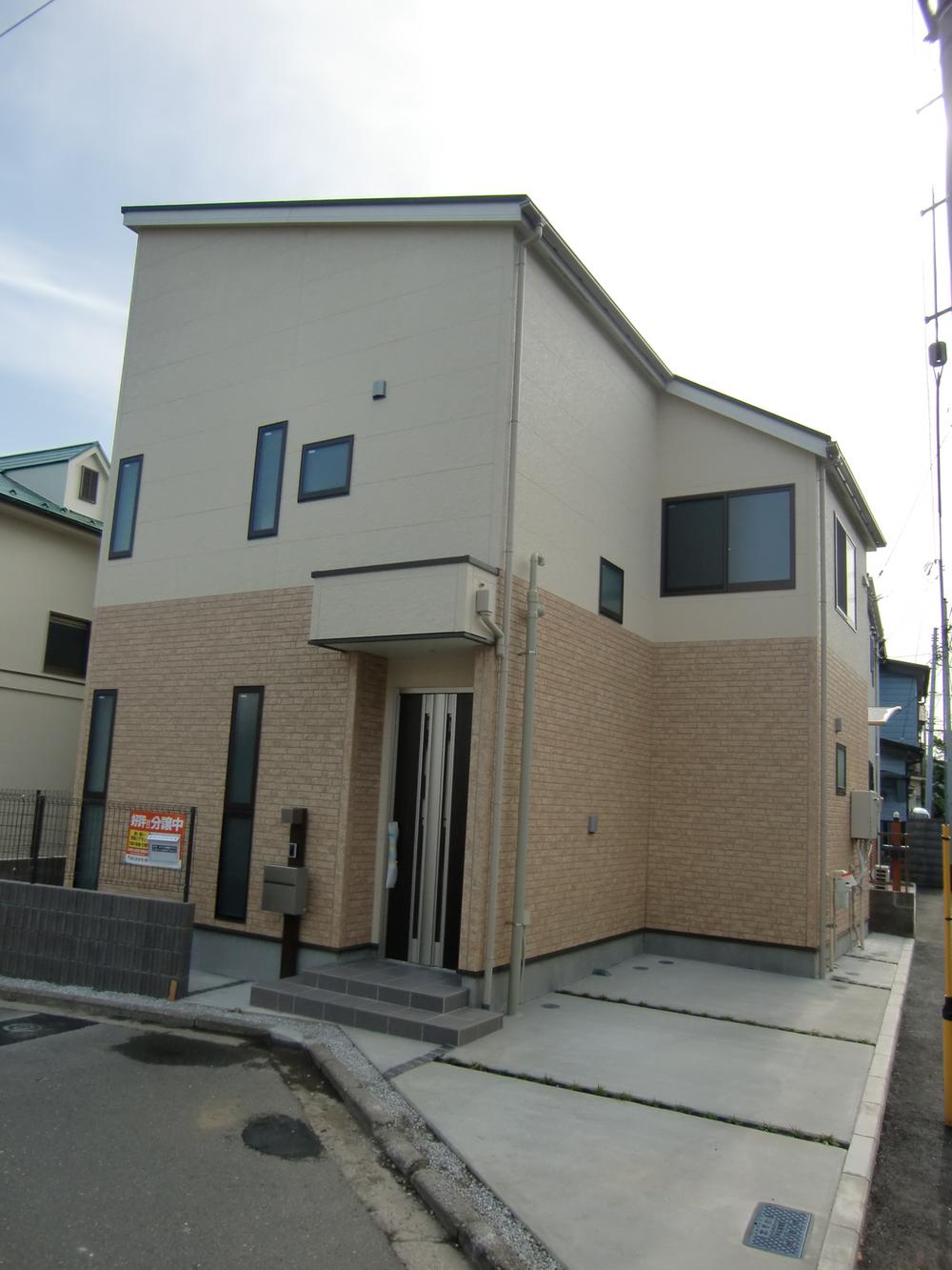 Local appearance photo. Local (May 2013) Shooting