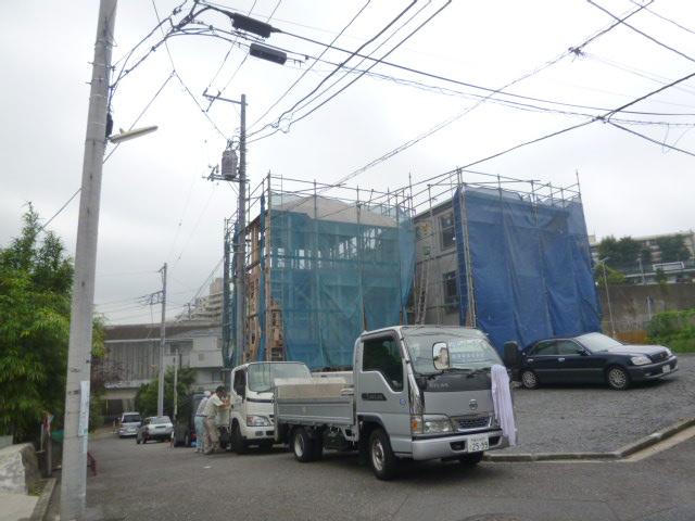 Local photos, including front road. Local (September 2013) Shooting