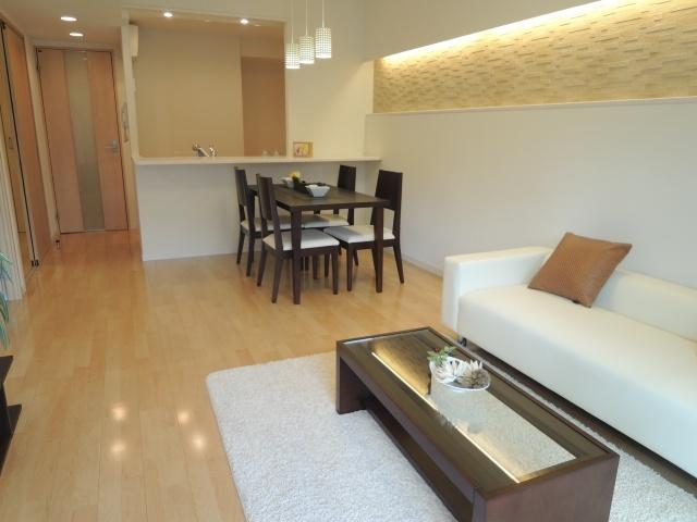 Living. 10.4 Pledge of living dining