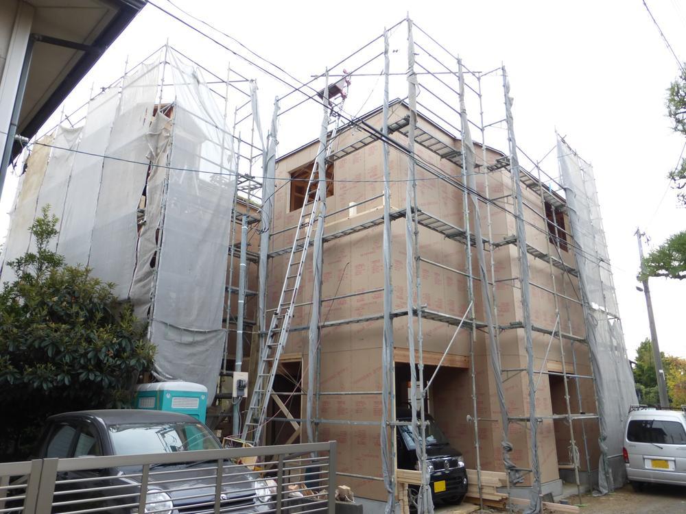 Local appearance photo. Local (12 May 2013) Shooting