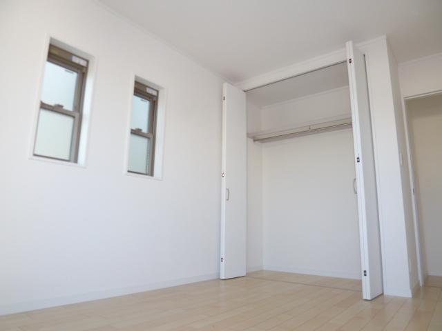 Receipt. Second floor Western-style part closet