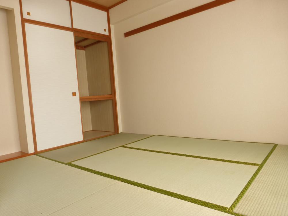 Non-living room. Indoor (December 20, 2013) Shooting Japanese-style room is also sunny ☆