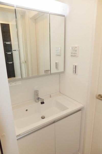 Same specifications photos (Other introspection). Wash basin