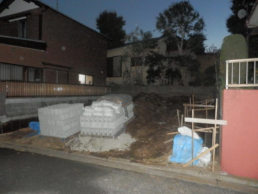 Local appearance photo. Local (11 May 2013) Shooting