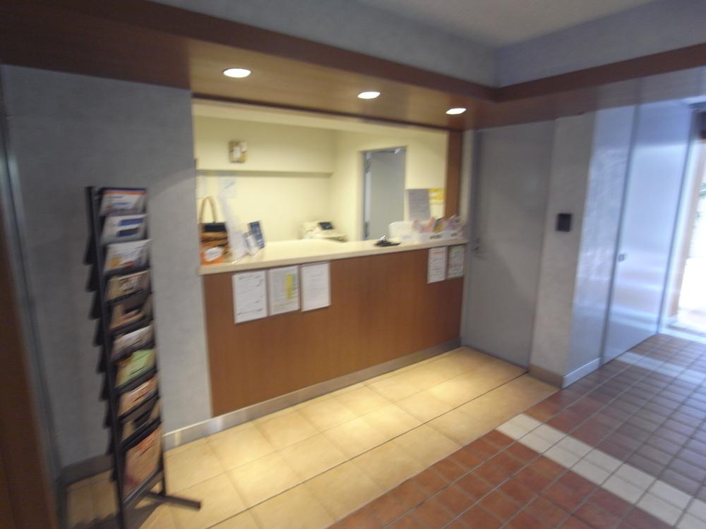 Other common areas. Front Service