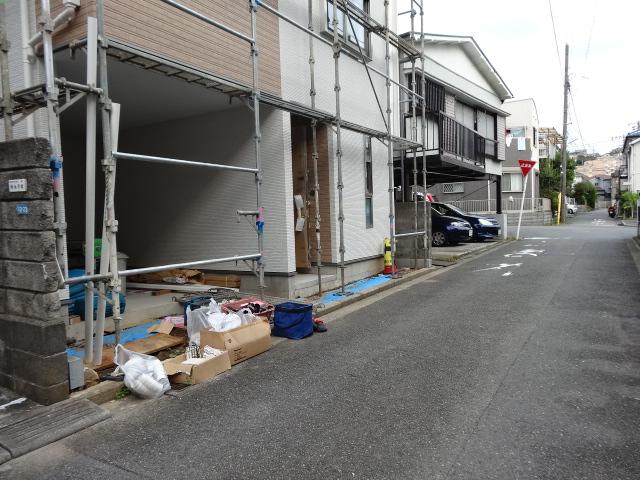 Local photos, including front road. Local (10 May 2013) Shooting