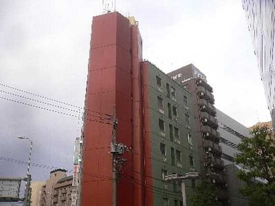 Local appearance photo. Modern appearance that (1)