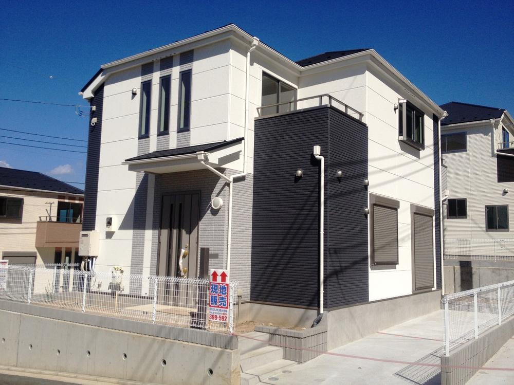 Building plan example (Perth ・ appearance). Building area 99.85 sq m Building construction cases