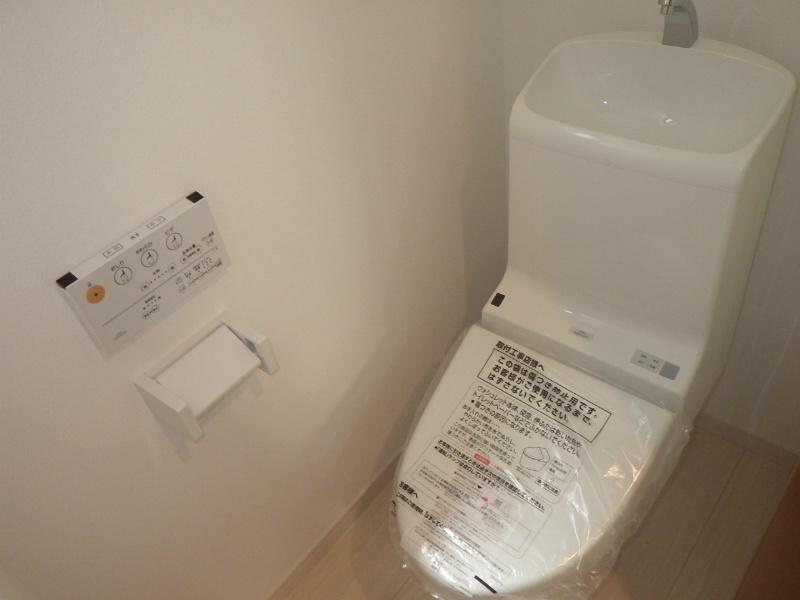 Toilet. 2 toilets Building