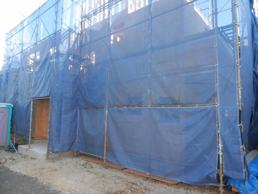 Local appearance photo. Local (11 May 2013) Shooting