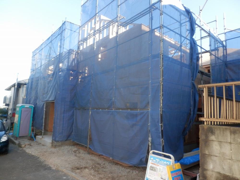 Local appearance photo. Local (11 May 2013) Shooting