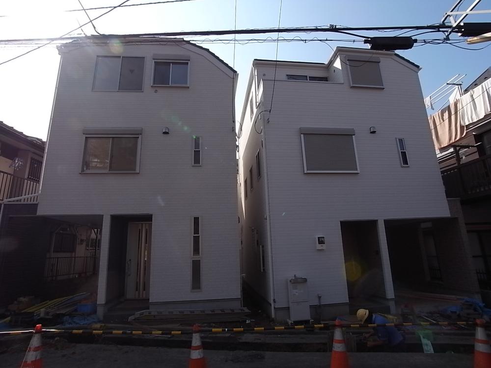 Local appearance photo. The building has been almost completed! Please feel free to tell us because you can your visit according to your convenience.