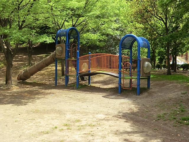 park. Tomioka also fun to go out in the family to have lunch in the 500m holiday to the park