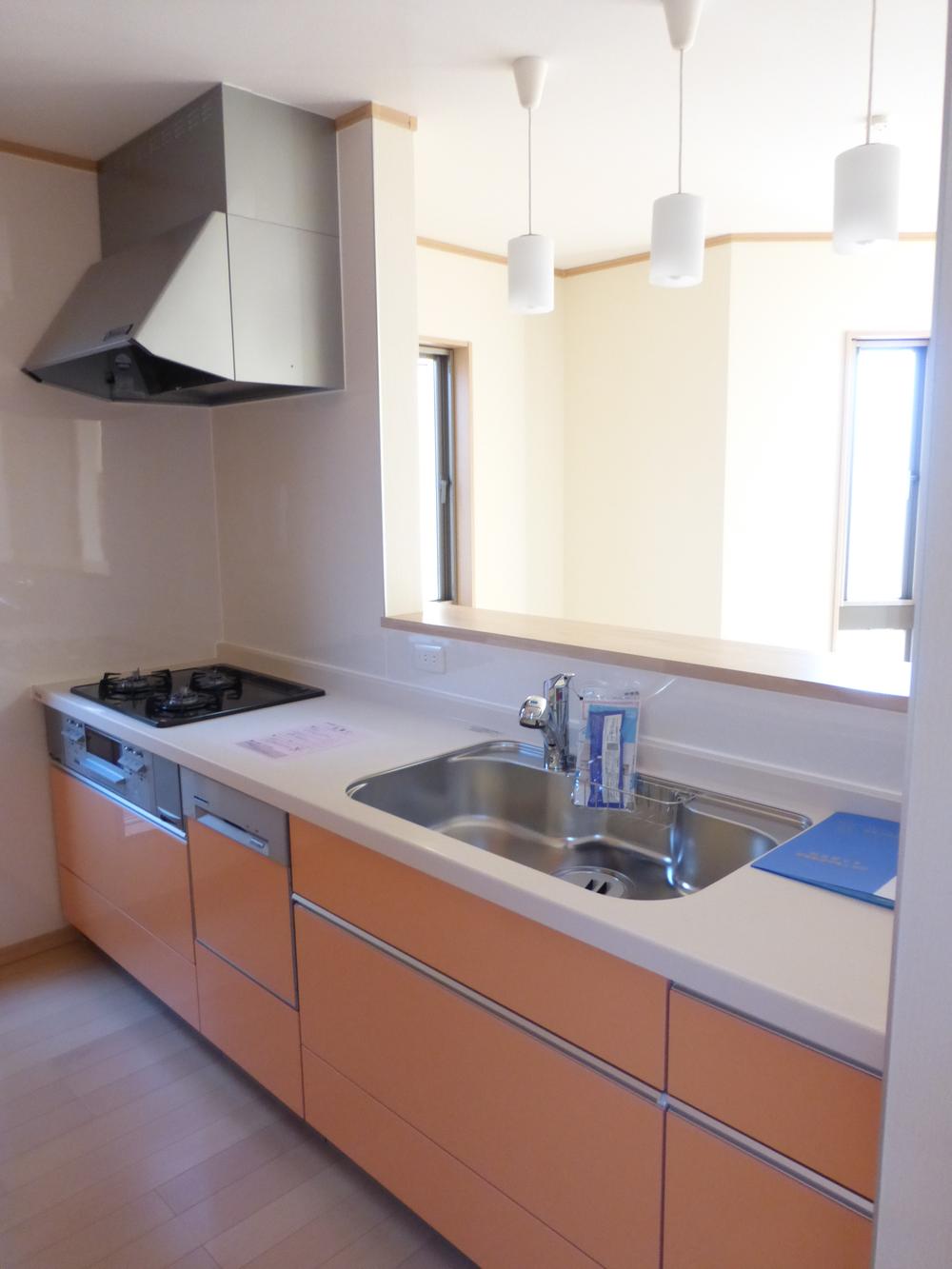 Kitchen. B Building Indoor (December 12, 2013) Shooting Fashionable shades kitchen