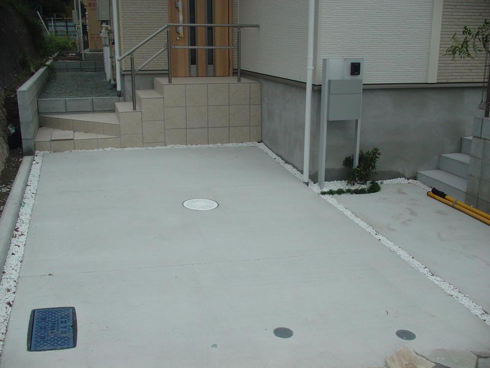 Same specifications photos (Other introspection). Scheduled for 2 cars car space. 