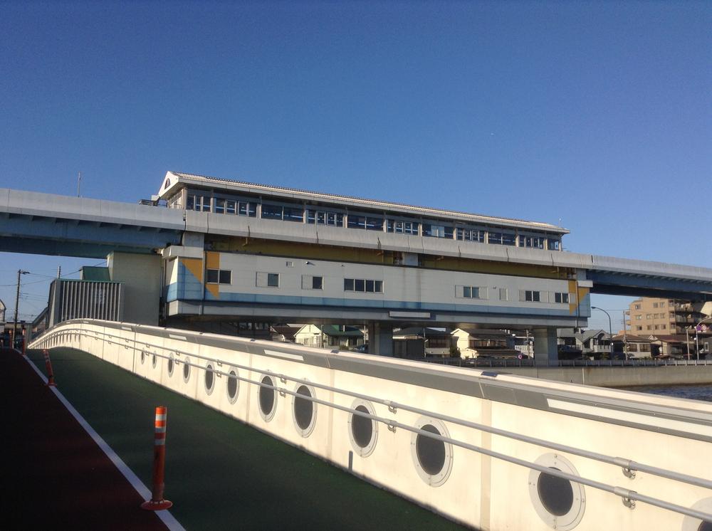 station. Kanazawa Seaside Line "Yajimakoen" 240m to the station