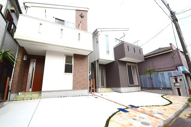 Local photos, including front road