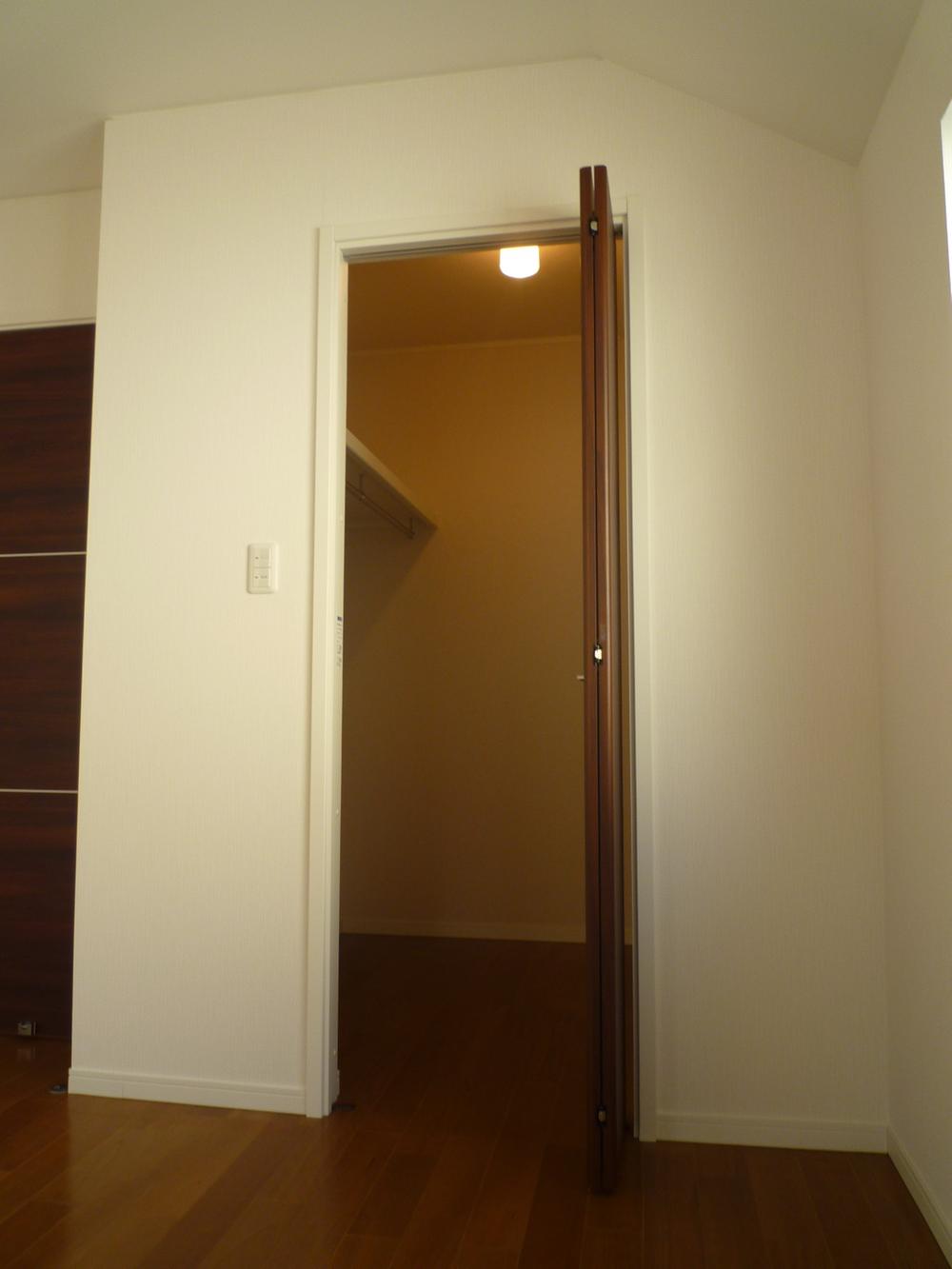 Receipt. Much easier storage in the large walk-in closet