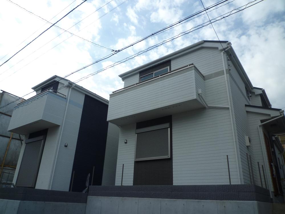 Local appearance photo. Appearance full of sense of quality by siding.